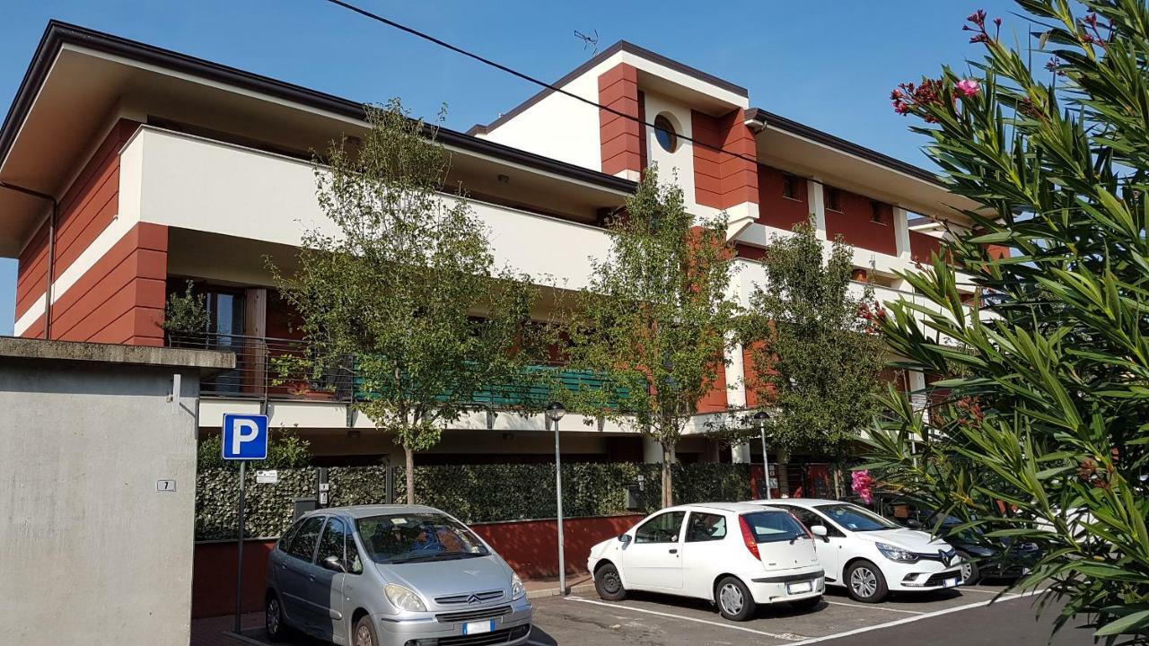 Alice 12 Flat - Apartment Bollate Exterior foto